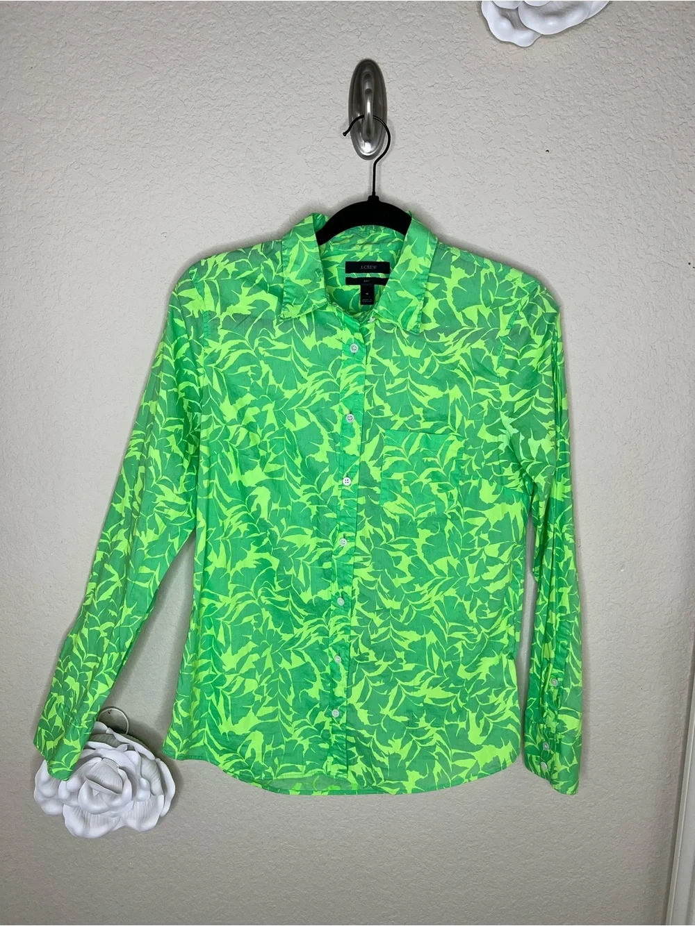 NTM: J.Crew Boy Shirt Tropical Floral Polynesian Green Button Down Size 4